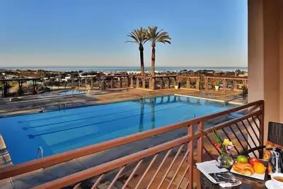 Image de Sleeps 7! Carlsbad Resort, Min. to Beach/Legoland. Beautiful views. 7/13-20 1 wk