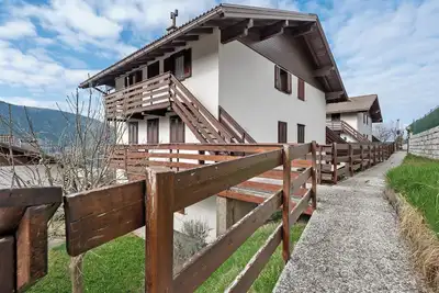 Image de Appartement 'Tana Dello Gnomo' avec vue sur la montagne, balcon et Wi-Fi