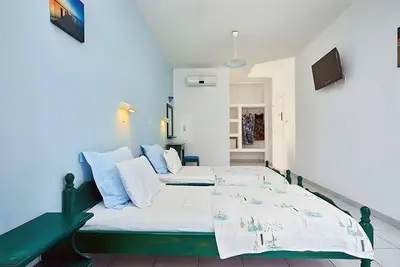 Image de Studio 'Double No 1' avec vue sur la mer, Wi-Fi et climatisation