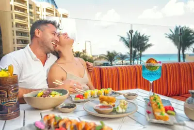 Image de Charming 2-bedroom at the Royal Sands in Cancun with large rooms, beach, and fun