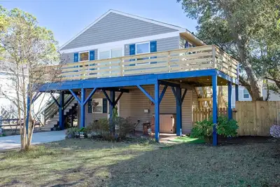 Image de 5047 Sandy Cove Obx * 3 Min Drive to Beach