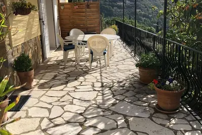 Image de location de vacances 4 personnes arrière pays grassois