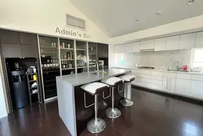 Image de Genuine suburban Tokyo living in modern big house. 10 mins by train to Shinjuku!