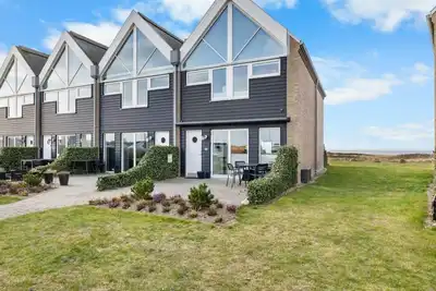 Image de \"Claudine\" - 90m from the sea by Interhome