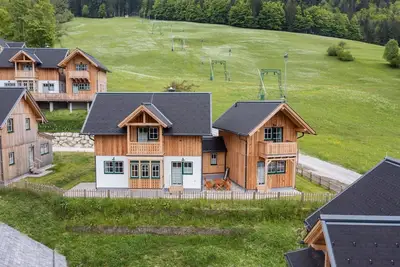 Image de Maison combo bien-ĂŞtre au Grundlsee et vue de rĂŞve