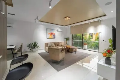 Image de 2 bedroom 24/7 power/security/pool/gym