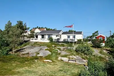Image de Southern cottage with terrace and magnificent view