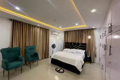 Image de Luxurious and spacious 4-bedroom apartment with Wifi and Ac in Akobo Ibadan