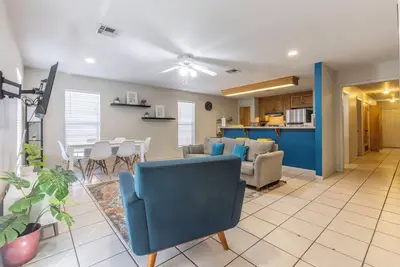 Urban Sanctuary Great Weekly & Monthly Rates!