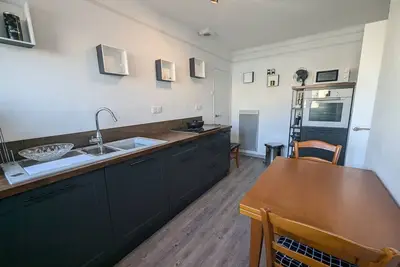 Image de Maison T4 110m² avec jardin clos, à 1500m de la plage