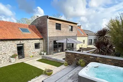 Image de Villa Ty Amor - Grand jardin et jacuzzi pour 9