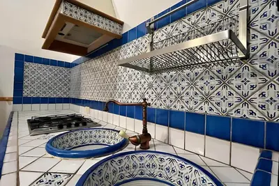 Image de Elegance and Tradition in the Heart of Palermo