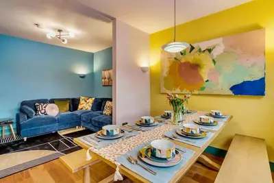Image de Vegan Friendly Luxury Townhouse with Parking