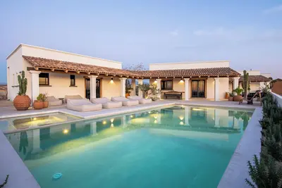 Image de Boutique Villa Experience w/ 360 views of the ocean, desert and mountains