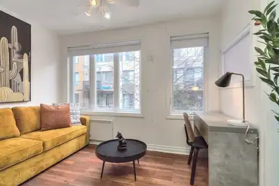 Image de Fox Hotel | 9 min du Palais Des Congrés