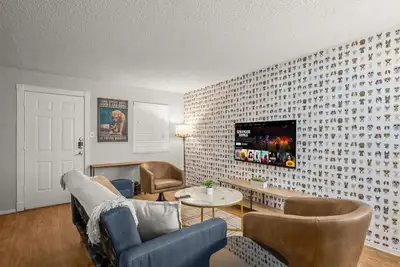 Image de Chic Brentwood  1br - Great for Holidays in Austin