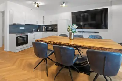 Image de Luxury in the center for 6 pers. 3 rooms, balcony, Wlan