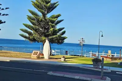 Image de 4 bedroom house less than 3 mins drive to the ocean