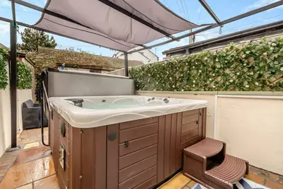 Image de Water Lily Cottage - Deux Chambres Maison, Couchages 4