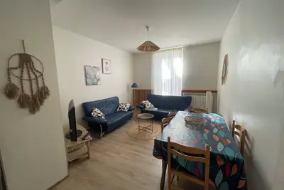 Image de Renoir appartement F3 en rez de chaussée à 200 mètres des cures