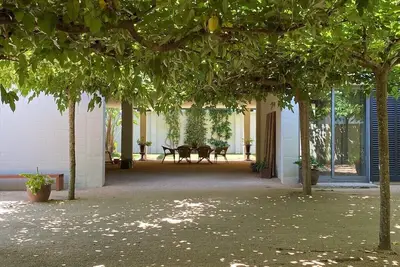 Image de Villa-Premium-Salle de bain privée séparée-Vue historique