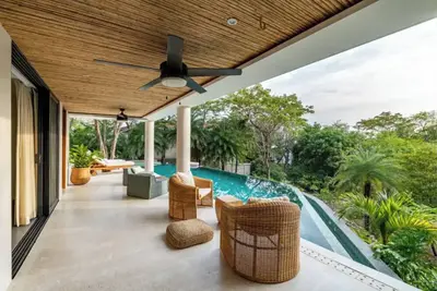 Image de Luxury Hilltop Villa w\/ Ocean Views, Pool & Jacuzzi - Walk to Playa Guiones!