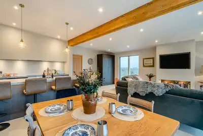 Image de Fox Cottage - Deux Chambres Maison, Couchages 4