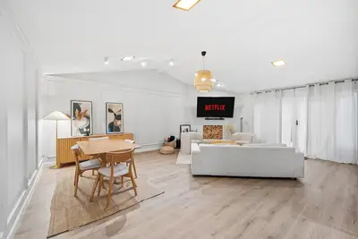 Image de Fully Furnished Japandi in Richardson, Texas; PetFriendly 3br:3ba