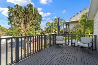 Image de Heritage Charm - New Plymouth Holiday Home