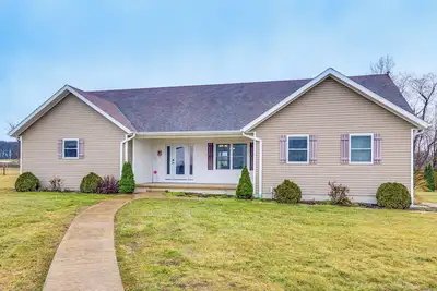 Image de ‘Meadow Edges’ w/ Yard & Views in Odon