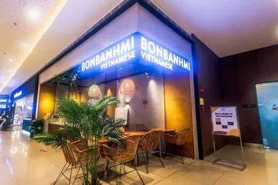 2 Br Vibe Central Urban Playground Makati Swim 300