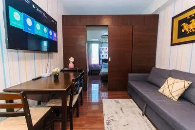 Image de Urban Hideaway: Cozy Makati Giggles Swim Gym 300m