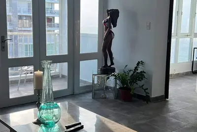 Family Vacation 2 Units, Same Building, Beach View