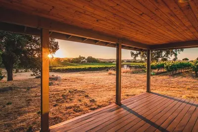 Image de The Hive House @Castoro Cellars | Spacious Wine Country Retreat + Ev