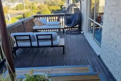 Image de Hosts on the Coast Nick & Deb's Place