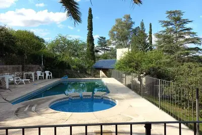 Image de Away from the noise, immersed in the calm, close to the beautiful. Cabin and lake view.
