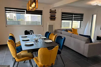 Image de Maison de vacances 'Garogwen By Madame Est Servie' avec terrasse privée, jardin privé et Wi-Fi