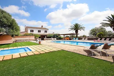 Image de Maison de campagne 'Son Rossinyol' avec vue sur la montagne, piscine privée et Wi-Fi