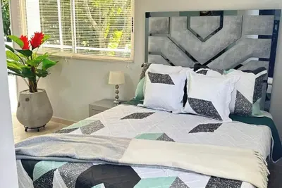 Image de Charming 1-bedroom apartment with WiFi and Ac in wonderful Cali