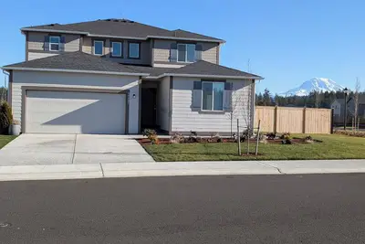 Image de Relaxing Retreat in Graham – Private Entry, Kitchen & Scenic Views!