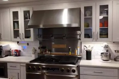 Image de Charming 3-bedroom 2 bath house in Camarillo with WiFi, Ac, jacuzzi, fenced yard