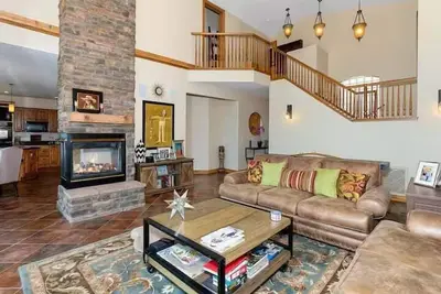 Image de The Sanctuary at Prescott-Downtown-Hot Tub & Views