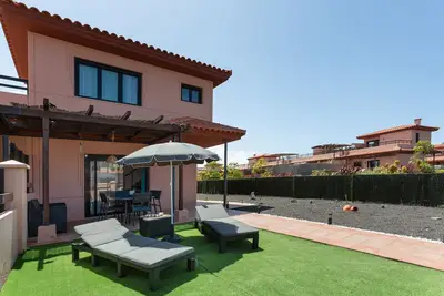 Vacances 'Vv Tindaya En Lajares' avec vue sur la mer, piscine partagée et Wi-Fi