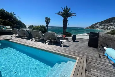 Image de 4-bedroom villa on delightful Clifton 3rd Beach, with large pool, braai & more