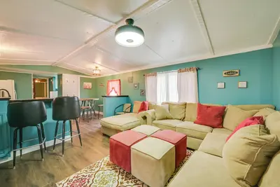 Image de 8 Mi to Dtwn Greenville: Pet-Friendly Family Home!