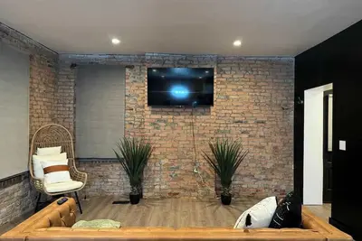 Image de Short North/Downtown | Walk to Convention Center | Free Parking | 5, 800+ Reviews