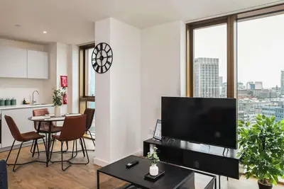 Image de Modern 2 Bed Central Birmingham Flat w City Views