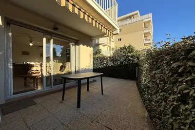 Image de Appartement climatisé 2 pièces avec Wifi à Cavalaire-sur-Mer, parking inclus