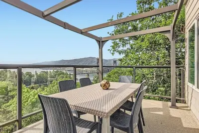 Image de Stunning Secluded 2br Condo with View in St. Johns