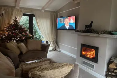 Image de Maison de vacances avec sauna et bain Ă remous